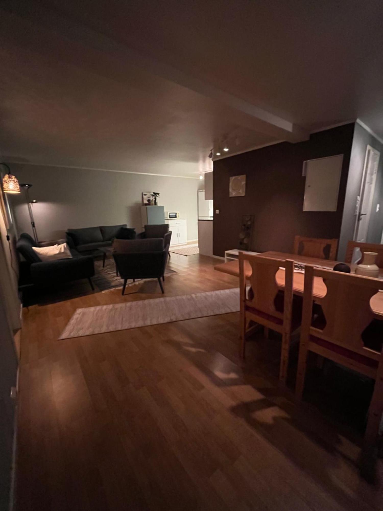 Appartamento Lykkebo Tromsø Esterno foto
